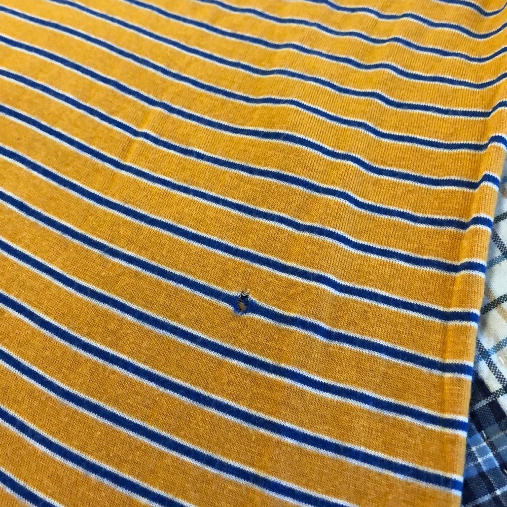Shirt - Picture 4 of 4